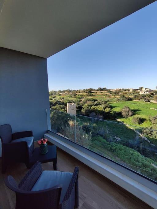 Luxurious 2 Bedroom With Country View