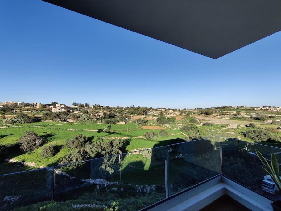 Apartment Luxurious 2 Bedroom With Country View