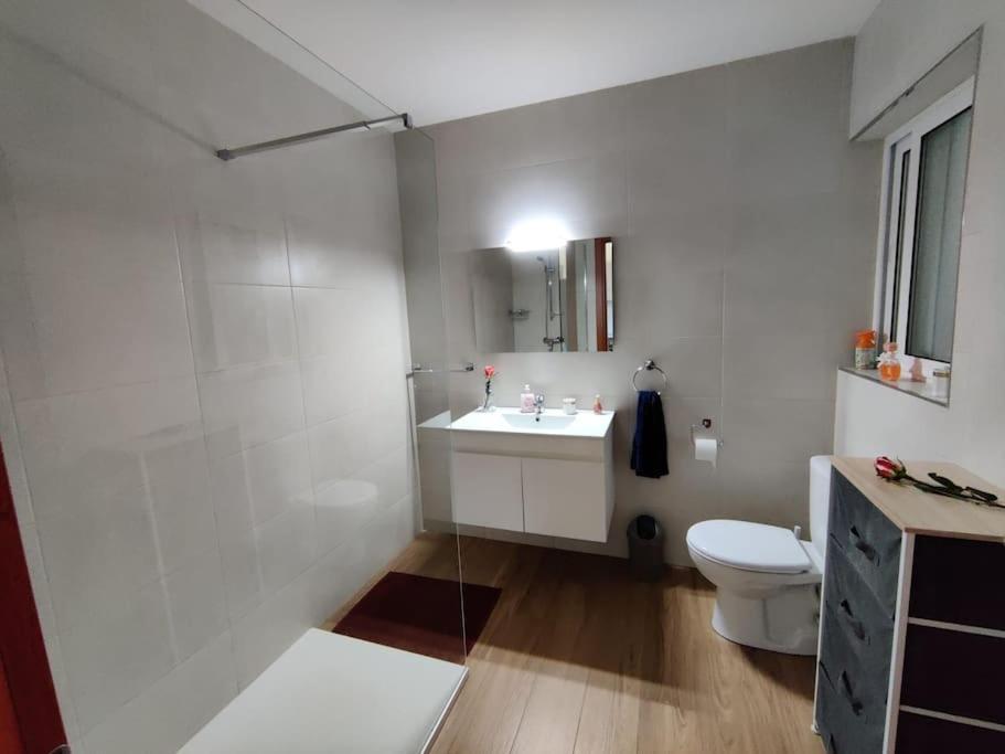 Luxurious 2 Bedroom With Country View Apartment